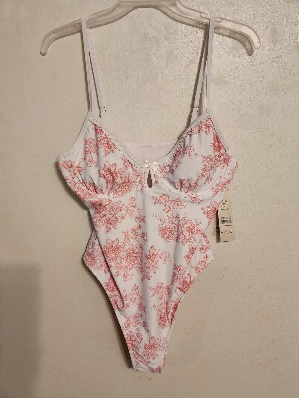 No Boundaries Underwire One-Piece Swimsuit Corsage Pink / Vivid White Size L NWT